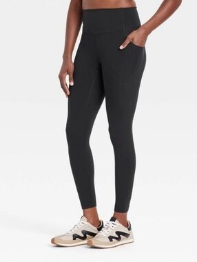 NWT~ All in Motion sz S Black Dynamic Flex High Rise 7/8 Pocket Leggings